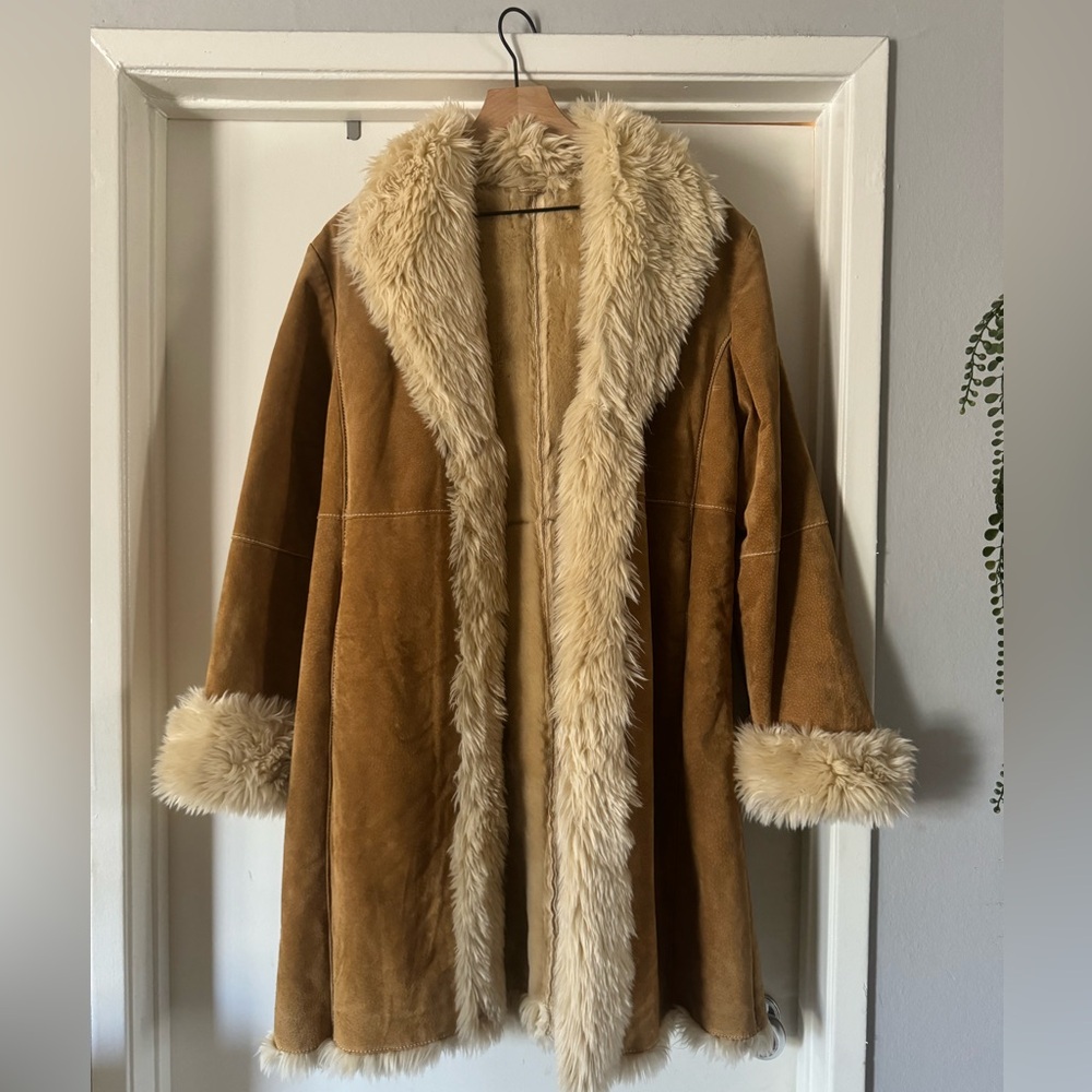 Vintage Wilson’s, 100% leather and suede faux fur coat